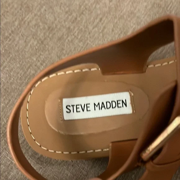 Steve Madden Brown Sandals with Gold Buckles - Picture 4 of 5